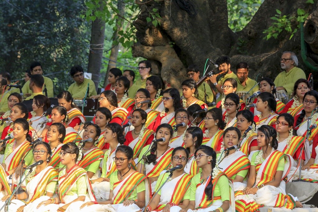 Chhayanaut’s Program in Ramna Batamul in Pohela Boishak